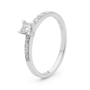 Diamond Platinum Ring - Engagement .26ct TDW